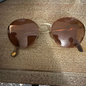 Burberrys Vintage Sunglasses Made in Italy 90s Round Frame